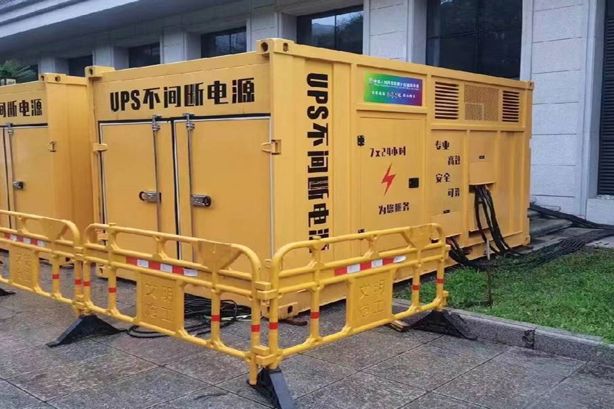 临川发电机租赁施工现场